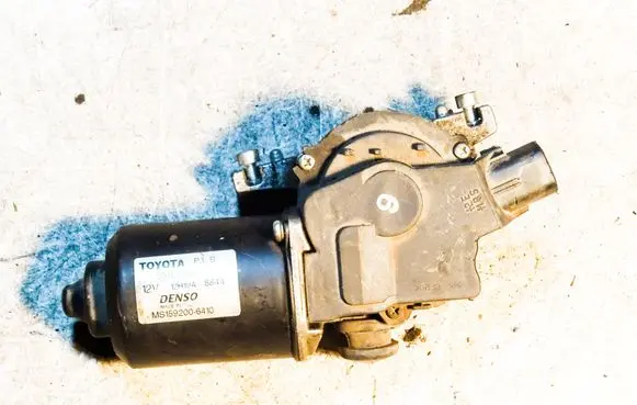 Toyota Avensis T250 Wiper motor 8511005060 12H19A8844