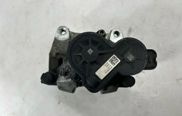 Maserati Ghibli Rear brake caliper 06700388330