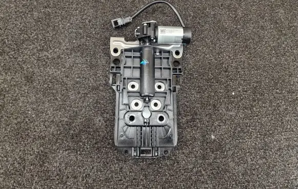 Tesla Model S Seat adjustment motor AG151536C1