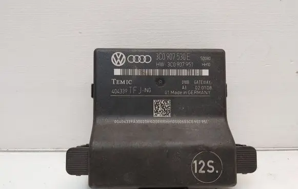 Volkswagen PASSAT B6 Gateway control module 3C0907530E
