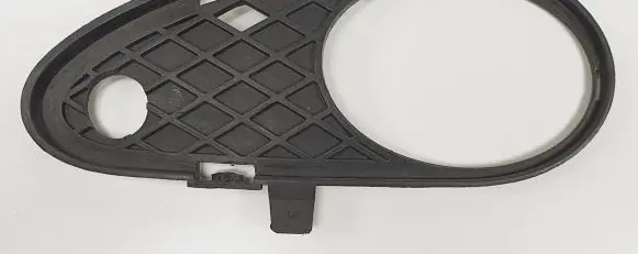 Mercedes-Benz C W203 Front bumper lower grill A2038850523