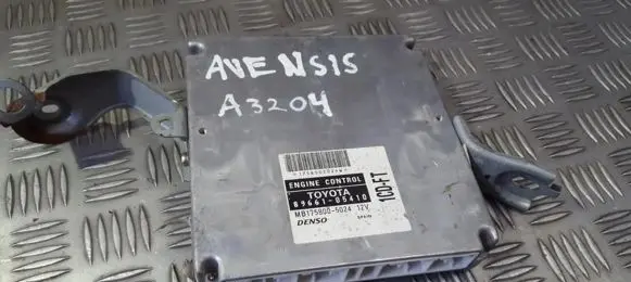 Toyota Avensis T220 Engine control unit/module 8966105410 89661-05410