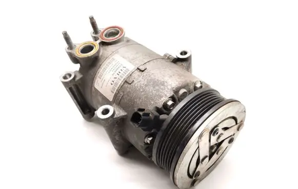 Volvo V60 Air conditioning (A/C) compressor (pump) 31332616