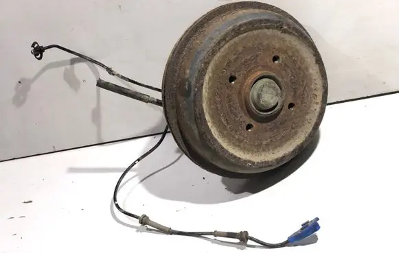 Peugeot 207 Rear wheel hub