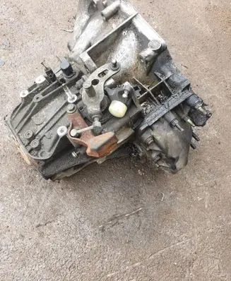 Peugeot 607 Manual 6 speed gearbox 9643921610