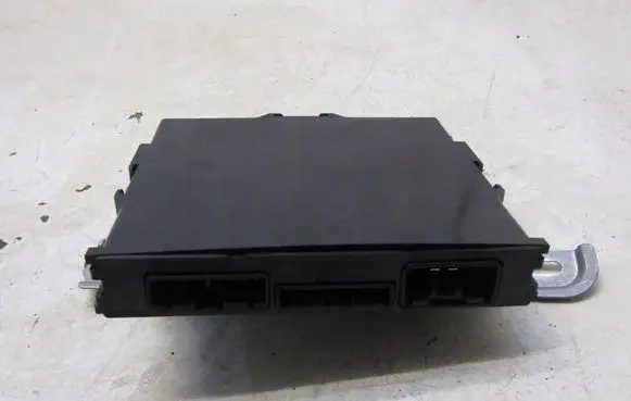 Toyota Auris E180 Other control units/modules 89261-02010