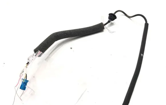 Peugeot 3008 II Tailgate exterior lock 9815582480