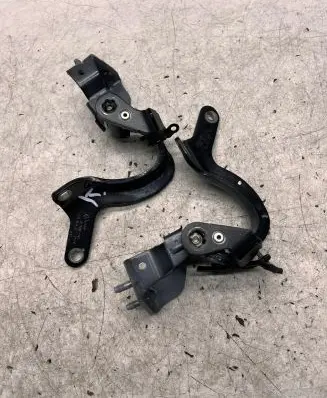Audi Q7 4L Tailgate/trunk/boot hinge 4L0827300C