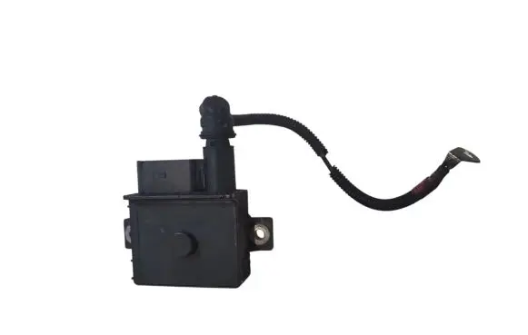 BMW 5 E60 E61 Glow plug pre-heat relay 779800003 0522120102