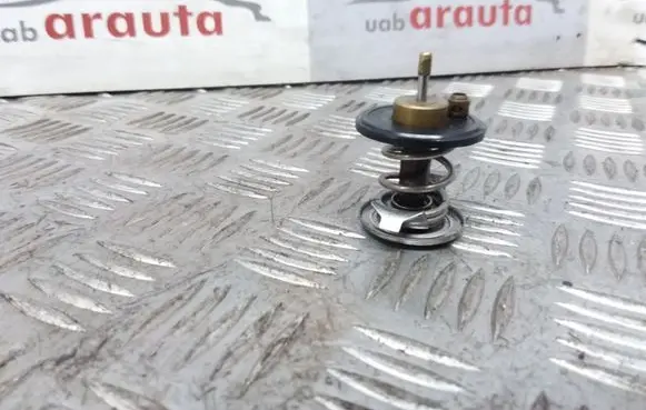 BMW 5 E60 E61 Thermostat/thermostat housing