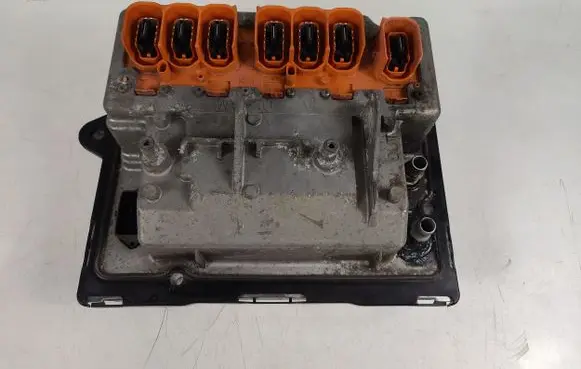 Citroen DS5 Voltage converter inverter 9678825780