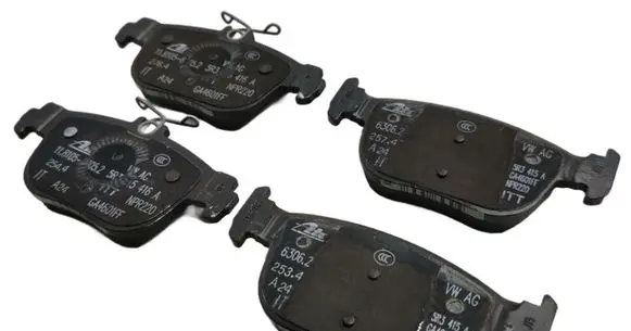 Audi A3 8Y Brake pads (front) 5WA698451G