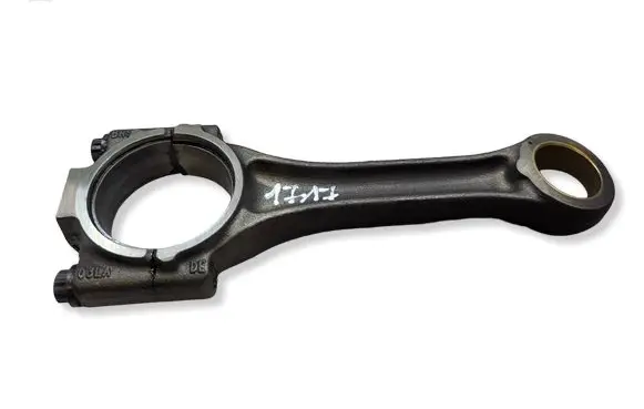 Skoda Octavia Mk2 (1Z) Connecting rod/conrod 