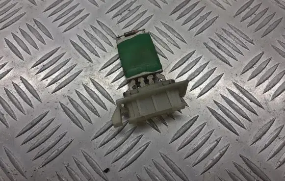 Land Rover Freelander Heater blower fan relay BRAK