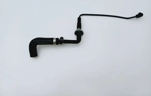 Audi A6 S6 C6 4F Vacuum line/pipe/hose 4F0611939D 06E133642