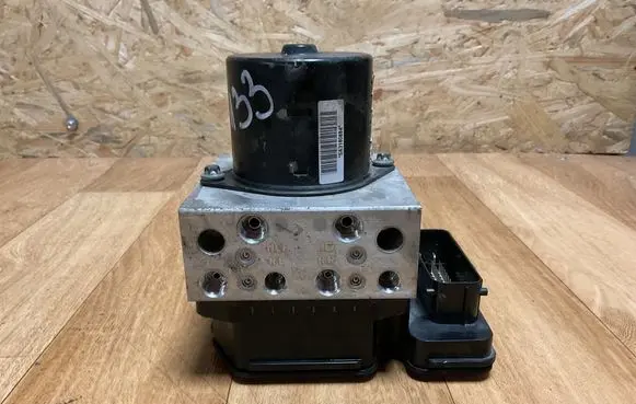 Opel Insignia A ABS Pump 22757649 2275749