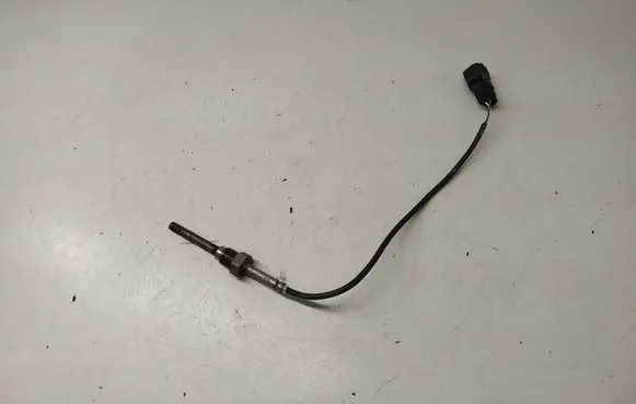 Volvo S80 Exhaust gas temperature sensor 30713739A