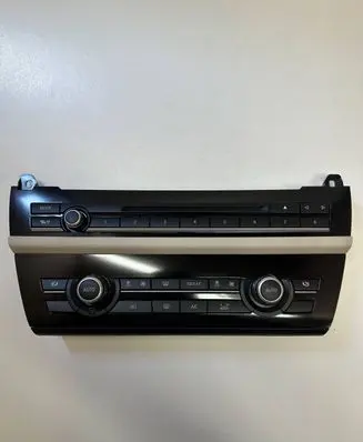 BMW 5 F10 F11 Climate control unit 16046610