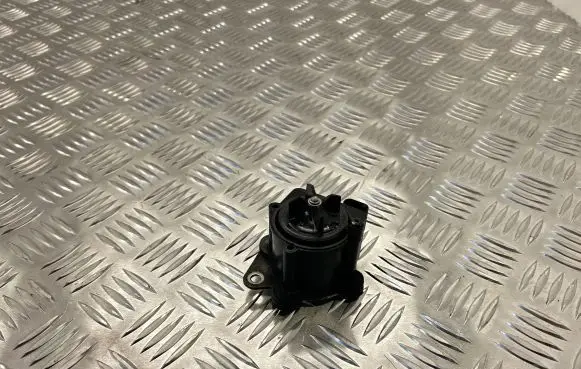 Volvo V60 Electric auxiliary coolant/water pump 31338211