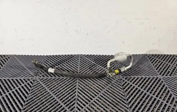 Toyota Prius+ (ZVW40) Air conditioning (A/C) pipe/hose TT11HP