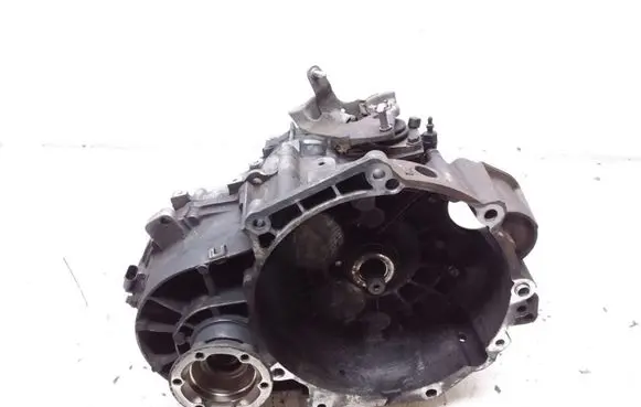 Volkswagen Bora Manual 6 speed gearbox 02M301103D