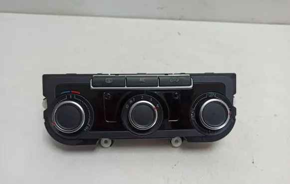 Volkswagen PASSAT B7 Climate control unit 7N0907426AM