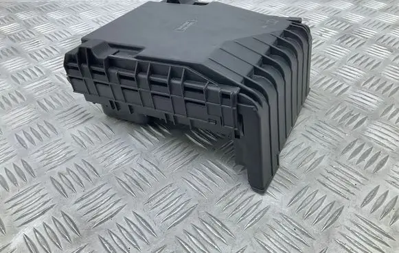 Skoda Yeti (5L) Fuse box set 1K0937125D 1K0937132F