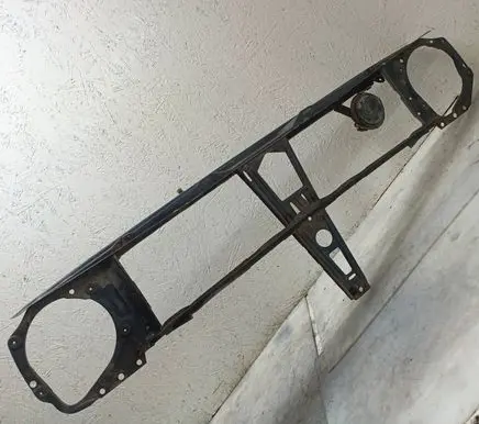 Volkswagen Golf II Top upper radiator support slam panel