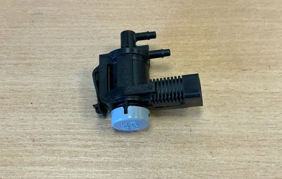 Audi Q5 SQ5 Turbo solenoid valve 1K0906283A