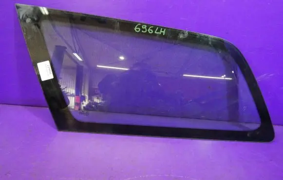 Ford Focus Rear side window