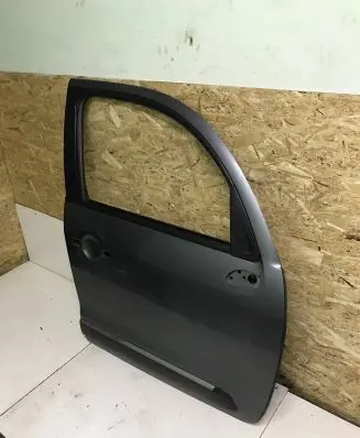 Citroen C3 Picasso Front door