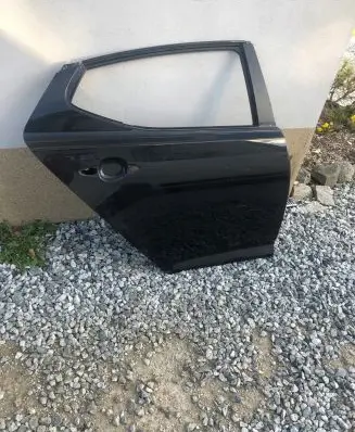 KIA Optima Rear door