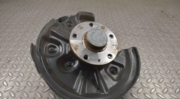 Seat Alhambra (Mk2) Rear wheel hub 3C0505435F