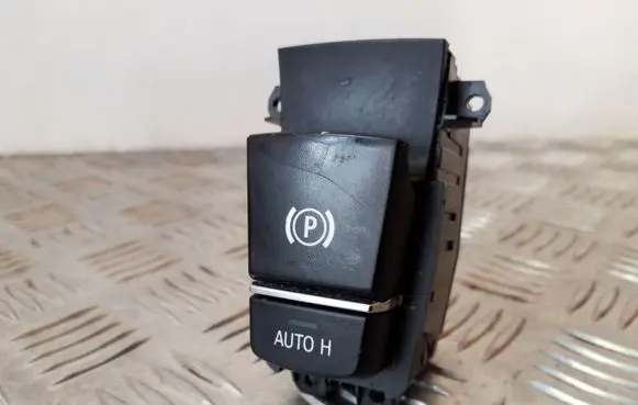 BMW 5 F10 F11 Hand parking brake switch 9217594