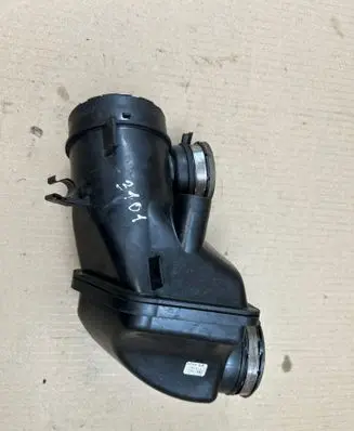 Mercedes-Benz CLA C117 X117 W117 Air intake duct part A6510900609