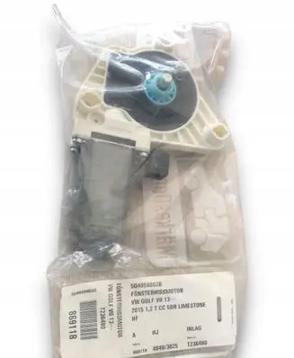 Volkswagen PASSAT B8 Front door window regulator motor 5Q4959802B