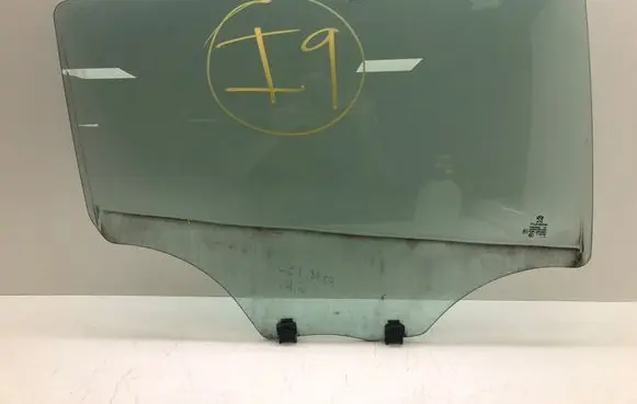 Peugeot 208 Rear door window glass 43R001583