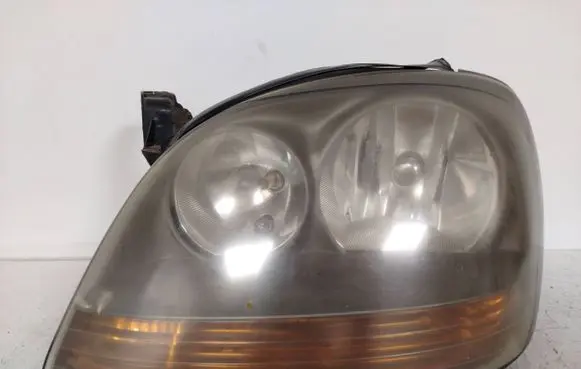 Nissan Almera Tino Headlight/headlamp 96432300
