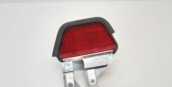 Toyota Avensis T250 Third/center stoplight E130892