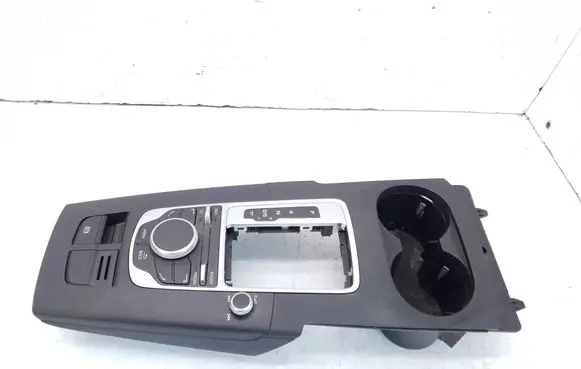 Audi A3 S3 8V Gear shifter surround trim plastic 8V0919614P 8V1713463A 8V1864261C