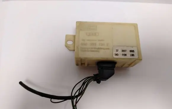 Audi A4 S4 B5 8D Immobilizer control unit/module 4A0953234F 7728970905