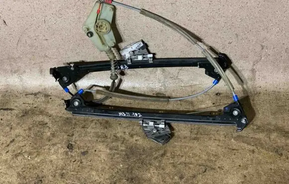 Porsche Boxster 987 Front door window regulator with motor E059097024