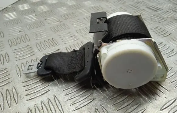 BMW 5 F10 F11 Middle seatbelt (rear) 34036732A