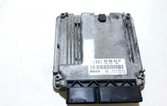 Audi A3 S3 8P Engine control unit/module 03g906016dt 0281011892