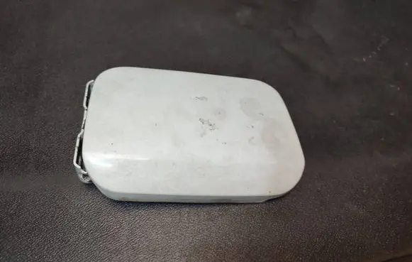 Mercedes-Benz 190 W201 Fuel tank cap 2015840039