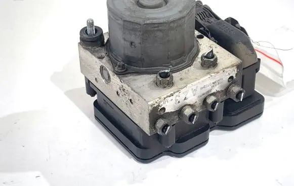 Opel Corsa E ABS Pump 39011871