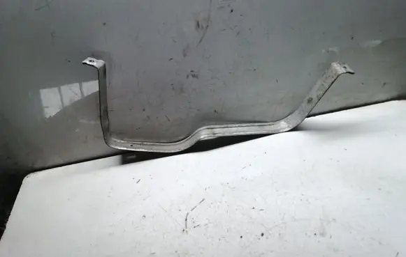 Audi A3 S3 A3 Sportback 8P Fuel tank mounting bracket 