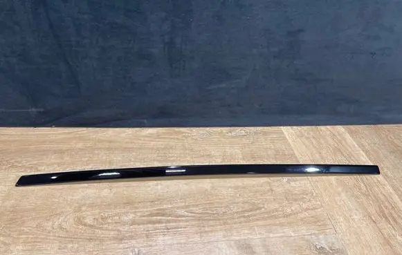 Jaguar F-Pace Door glass rail 