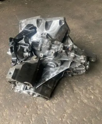 Volvo V40 Manual 6 speed gearbox AV6R7201KC 095123 D2M2A