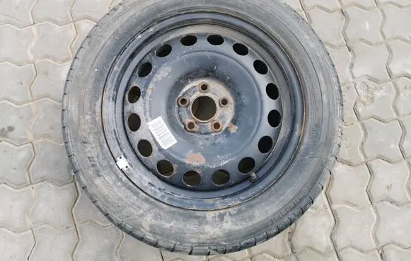 Volkswagen Golf IV R16 steel rim 1J0601027R